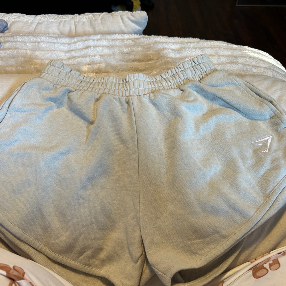 Gymshark Light Gray Elastic Shorts